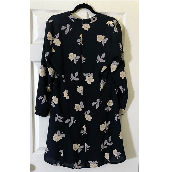 Liz Claiborne Dress - Picture 5 of 6